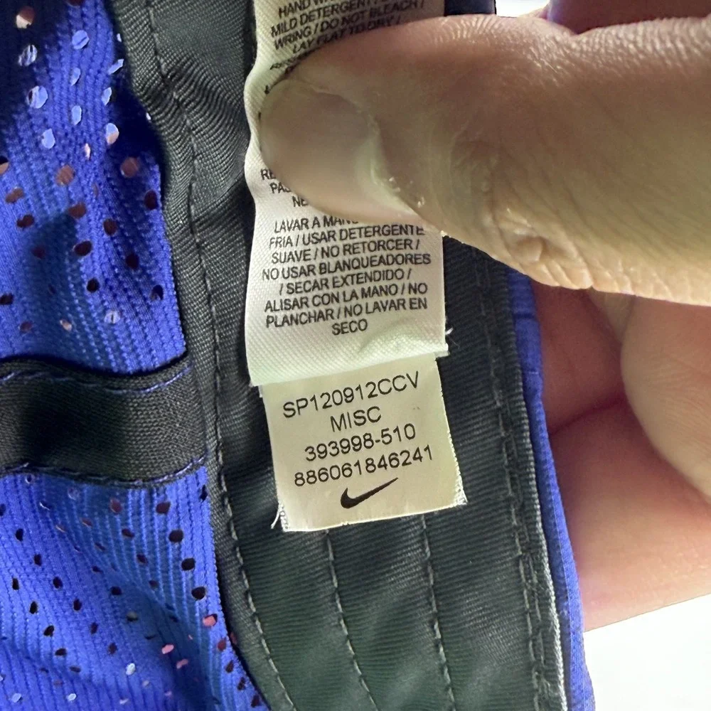 Nike no stains